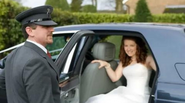Key Considerations When Booking Wedding Transportation Services 