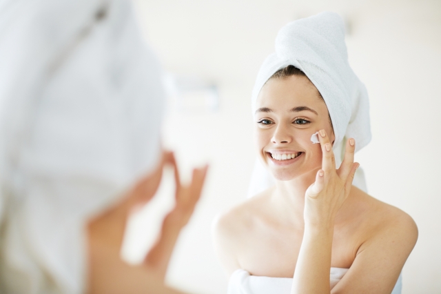 Master A Morning Skincare Routine with Swiss Toniq
