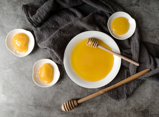 Influencer Marketing for Honey: Organic Mustard Honey Exporters Harnessing the Power of Lifestyle Bloggers and Eco-Foodies