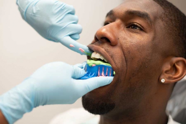 Comprehensive Dental Care at Montrose Dentist Office in 77019