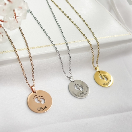 Why Custom Engraved Necklaces Are the Perfect Medium for Your Sentiments