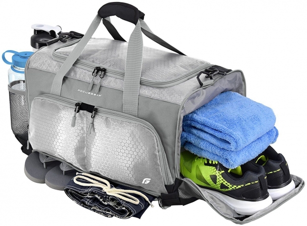 Fashionable and Functional: Top Picks in Men's Gym Bags Online