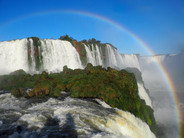 Enchanting Landscapes: Iguazu Falls and Mexico