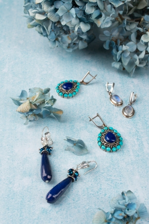 Gleaming Deals of Wholesale American Diamond Earring Tikka Jewellery Wholesale