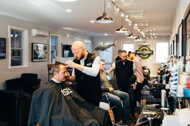 Your Ultimate Barber Shop Experience in Sterling Heights, MI