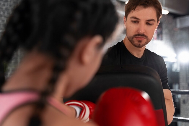 How to Choose the Right Kickboxing Instructor for Your Fitness Goals