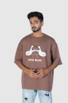 The Ultimate Guide to Styling Oversized T-Shirts: Comfort Meets Fashion