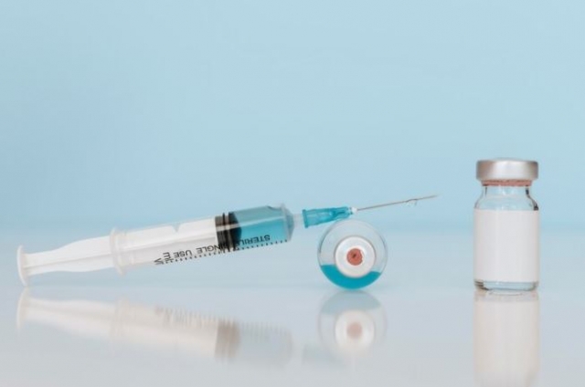 How Do B12 Injection Syringes Compare to Oral B12 Supplements in Effectiveness?