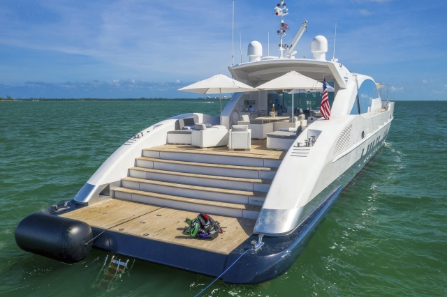 Unmatched Elegance: Booking a 120 ft Yacht in Dubai for Your Next Event