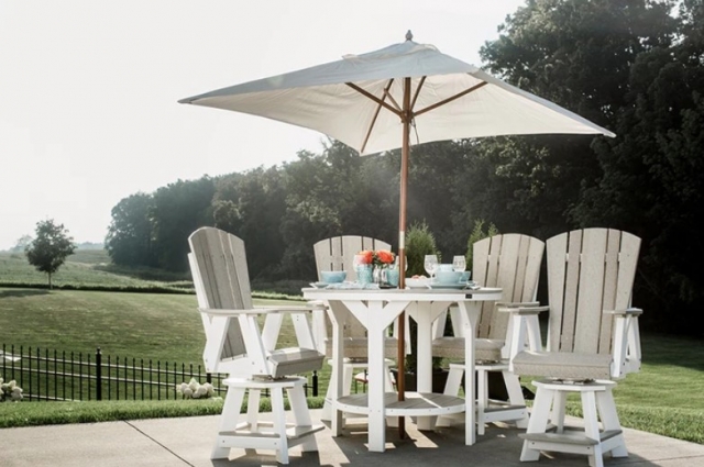 Elevate Your Outdoor Experience with the Heritage 5 Piece 48 Round Pub Table Set by Wildridge