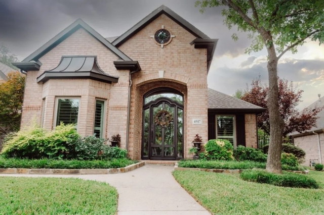Iron Door Installation – Why Trust The Professionals For This Job?