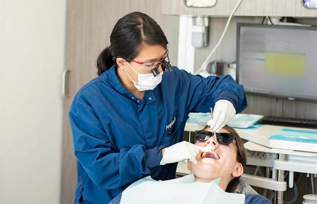 What Are The Benefits of Dental Implant Supported Bridges?