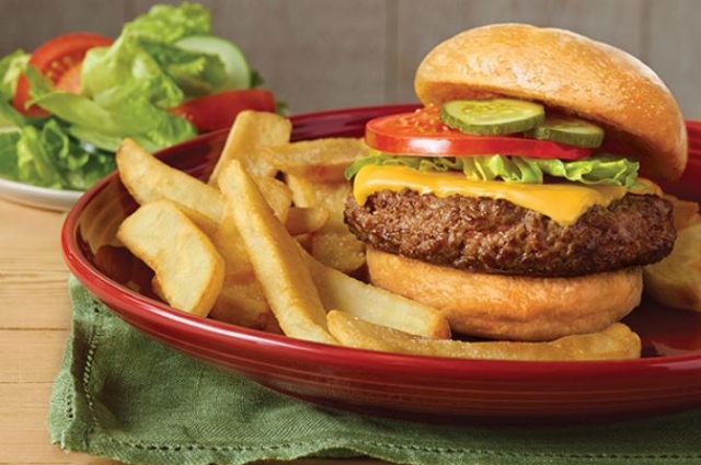 Discovering the Golden Corral Near Me: A Culinary Delight