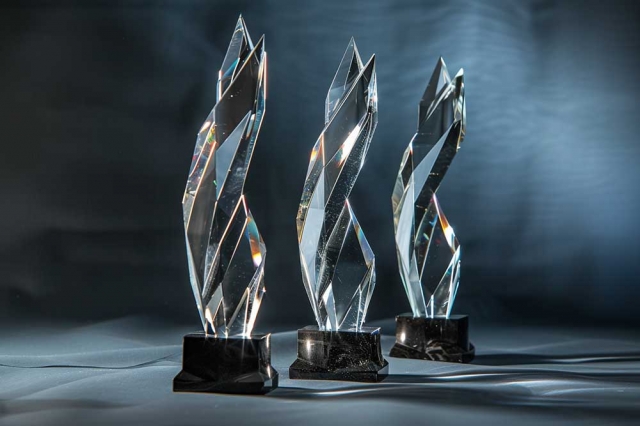 Top 10 Custom Crystal Awards for Corporate Recognition