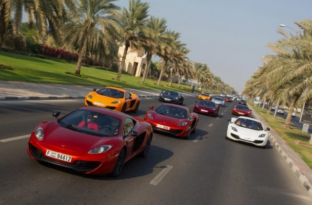 Benefits of Renting a Sports Car in Dubai