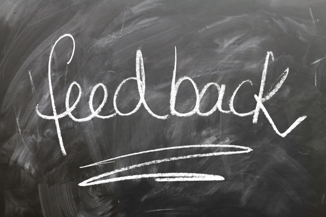 4 Effective Ways of Collecting Customer Feedback Through Social Media