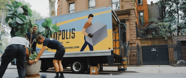 Choosing the Right Long-Distance Movers