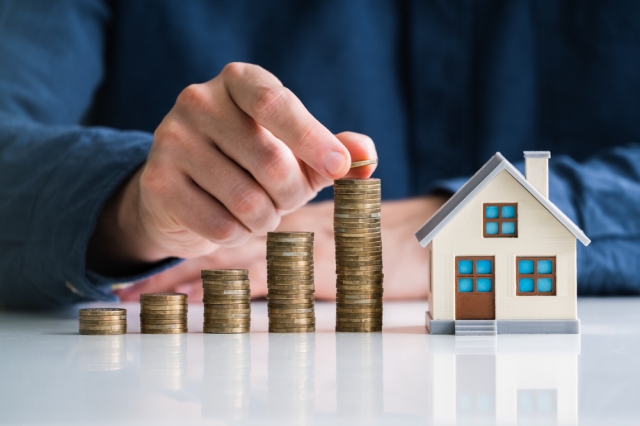 The Impact of Economic Changes on Real Estate Investments and the Advisor's Role