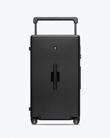 Travel in comfort and style with the Level8 Voyageur Large Luggage with Wide Handle