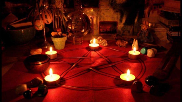 Vashikaran Specialist in Toronto: Your Guide to Spiritual Solutions for Life's Challenges