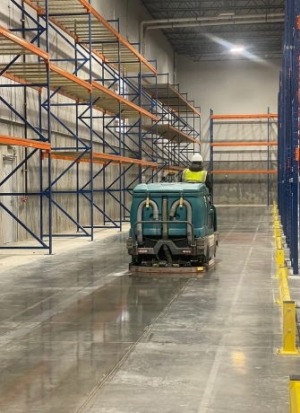 Importance of Warehouse Floor Cleaning Services for Safety & Efficiency