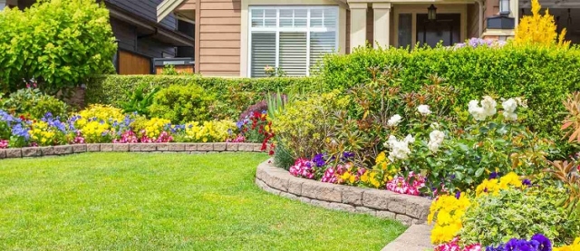 What Are the Benefits of Hiring a Professional Gardener for Seasonal Yard Prep