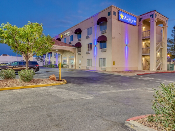Why Hotels near Cielo Vista Mall Are Great for Business Travelers
