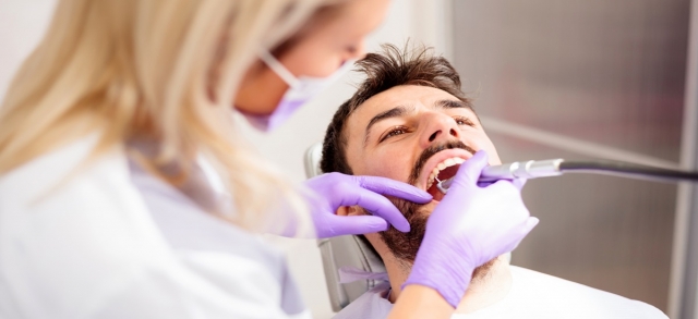 How Do Tooth Filling Costs Compare Across Clinics in Dubai? Tips for Finding Deals