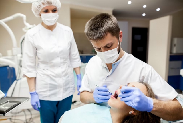 How to Evaluate the Best Dental Clinics in Dubai: Tips for Making the Right Choice