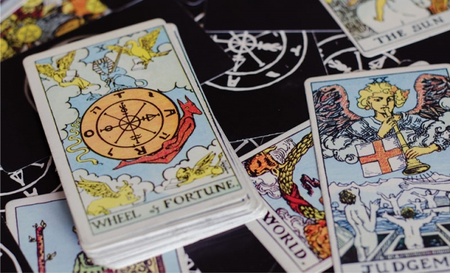 How the Hidden Feelings Tarot Can Reveal Your True Emotions?