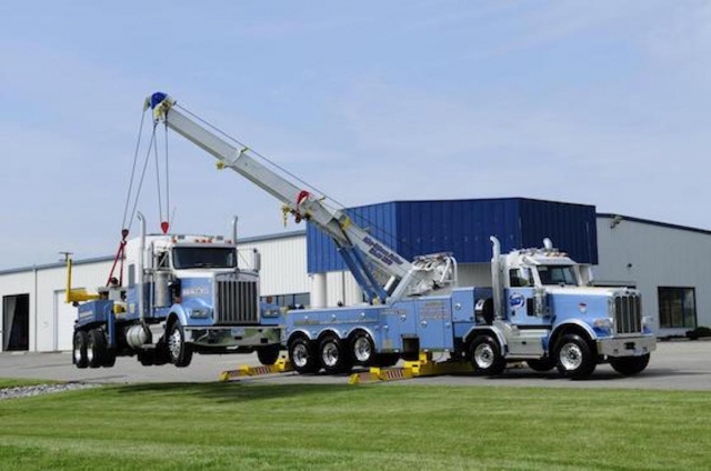 Heavy-Duty Tow Trucks: Vital for Moving Large Vehicles and Heavy Equipment