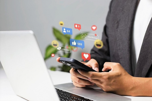 Choosing the Right Social Media Marketing Service Provider for Your Small Business