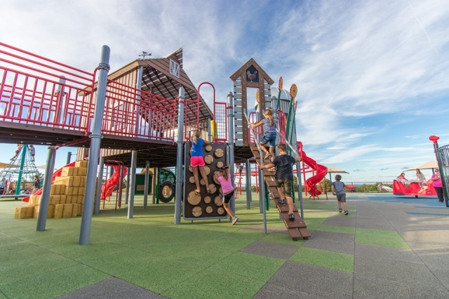 Building Stronger Communities Through Commercial Playground Equipment