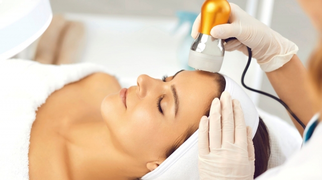 Laser Skin Tightening for the Forehead: What to Expect