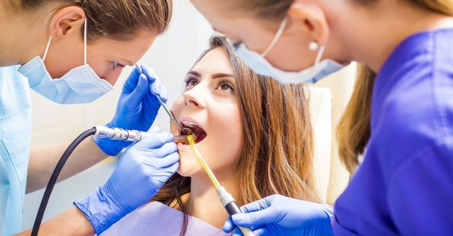 The Hidden Fees of Tooth Extraction: A Dubai Resident's Guide