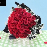 Flower Bouquet Online Delivery: Bringing Joy to Your Doorstep