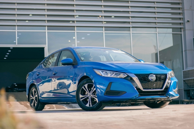2021 Nissan Sentra SR-A Standout Compact Sedan