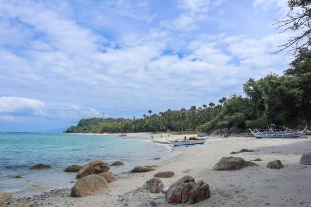 Puerto Galera White Beach: Your 2024 Travel Guide to a Tropical Paradise