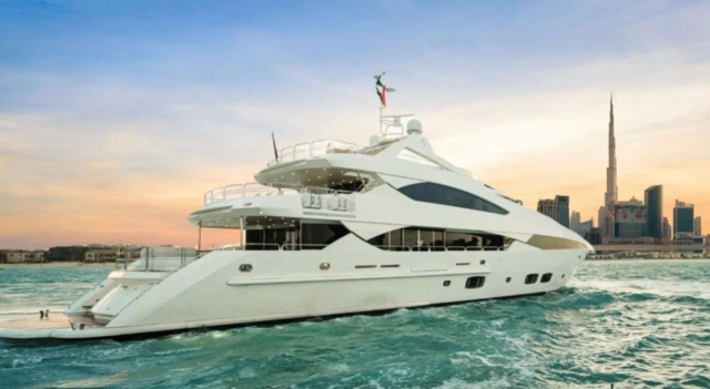 How to Book a Luxury Yacht for Corporate Events in Dubai