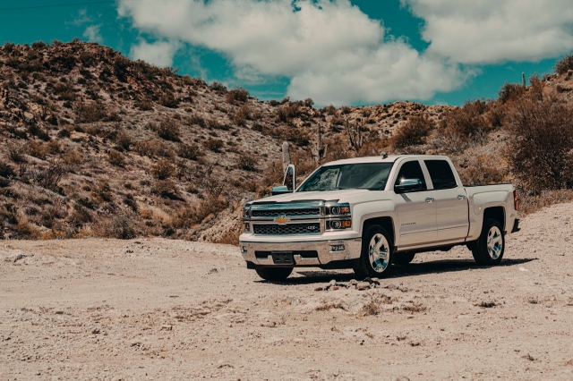 How Verified Vehicle Report Simplifies the Car Buying Process