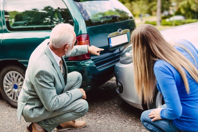How Personal Injury Lawyers Help Snowbirds with Car Accidents?