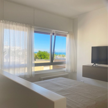 Are you looking for vacation homes to stay in Riccione?