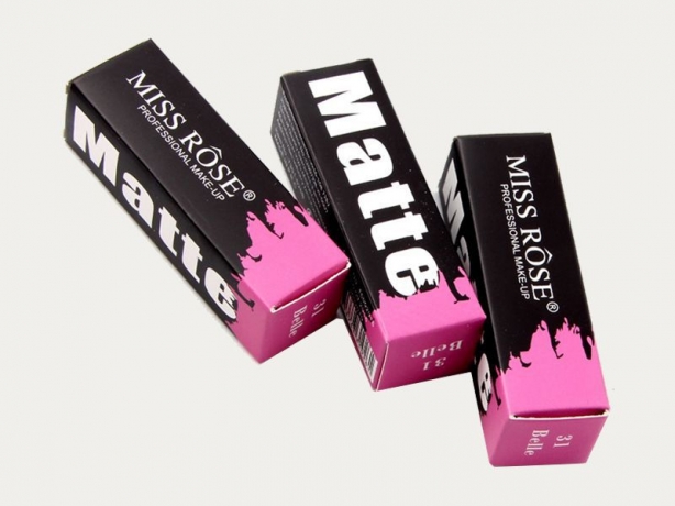 Custom Lip Gloss Boxes; the Best Way to Promote Your Cosmetic Brand