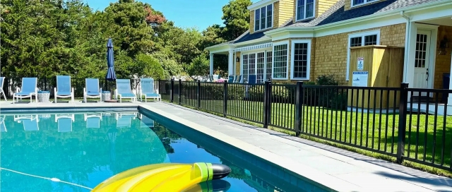 Ways that Ornamental Aluminum Fences Can Enhance Your Property's Curbs Appeal