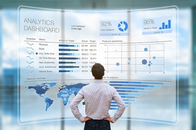 Why Data Analytics Courses in Singapore are Essential for Career Advancement