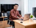 Understanding the Differences Between Traditional and Modern Batik in Fashion