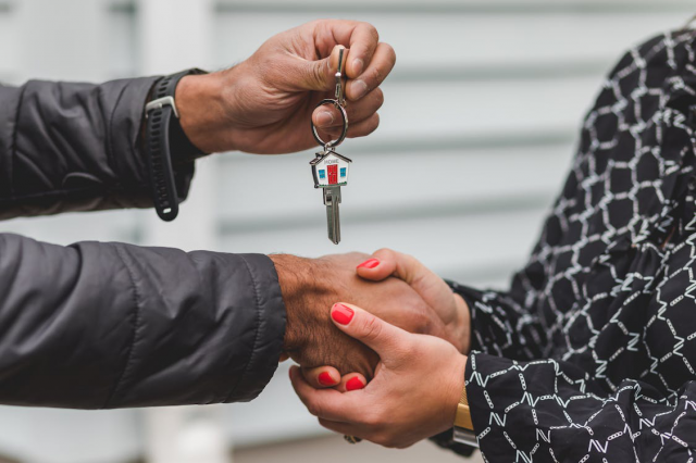 Why Choosing a Local Realtor Makes All the Difference in West Mifflin