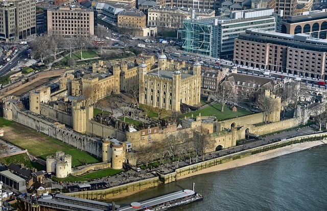Top 5 Must-Visit Places in London: Explore the Iconic City with Just Airports London