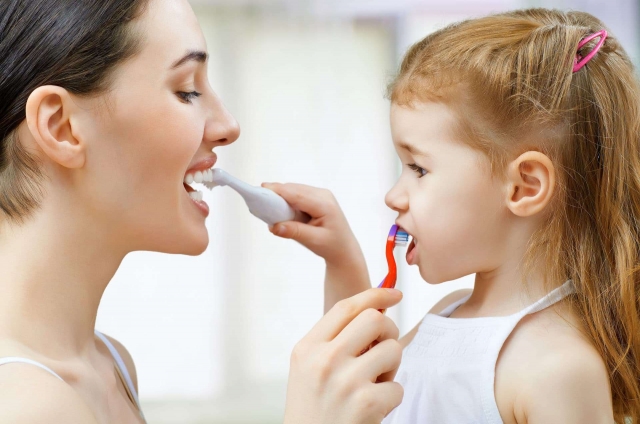 Teeth Cleaning for Fresh Breath: The Key to Confidence
