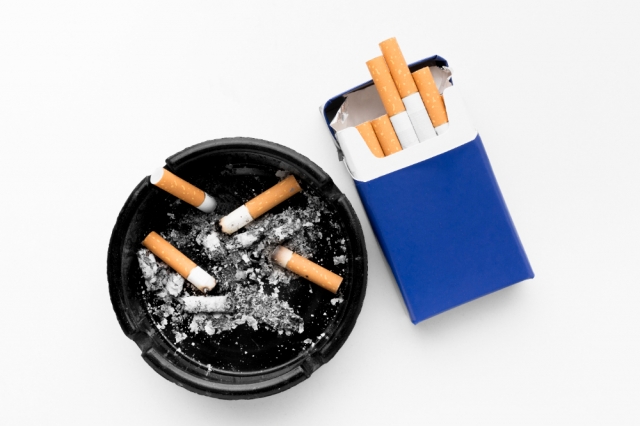 Organize Your Smoking Essentials with Premium Rolling Trays